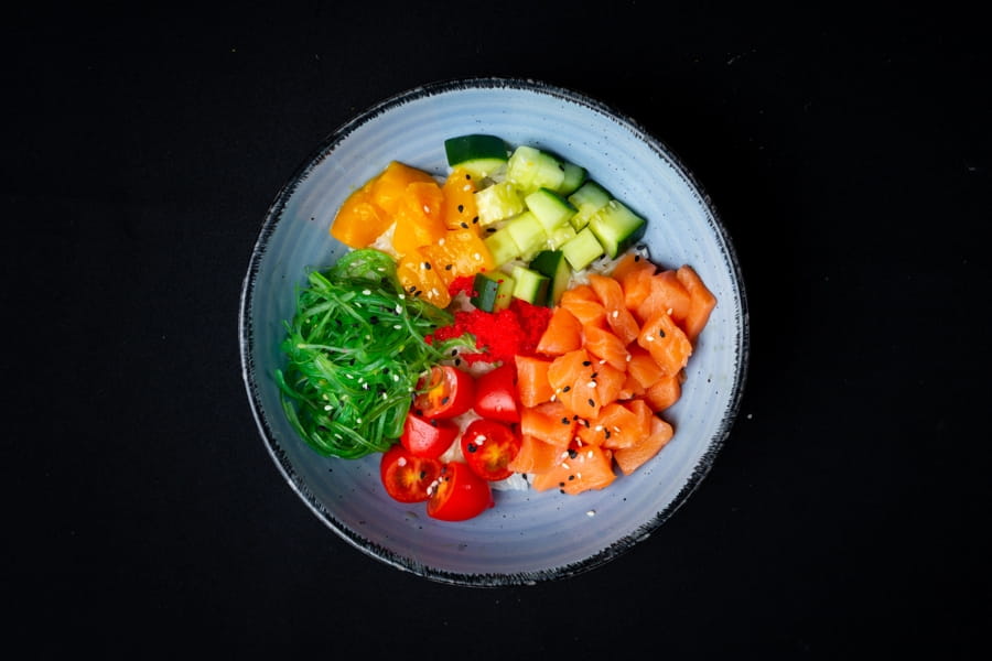 Поке с лососем